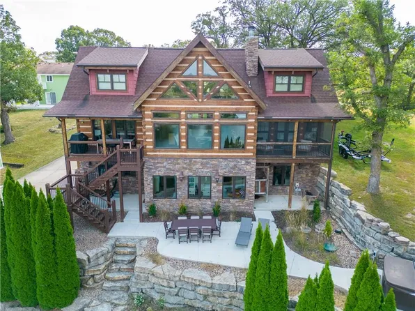 226 Lake Viking Ter, Gallatin, MO 64640