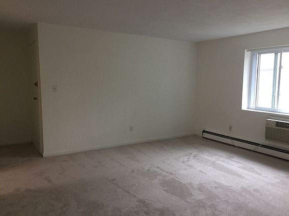 3rd image of 14 Bryon Rd #692