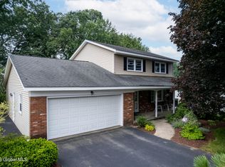 21 Tower Hts, Loudonville, NY 12211