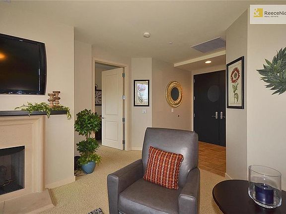 4th image of 700 W 31st St Suite 206