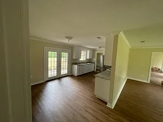 2044 Small Dr — Photo 7