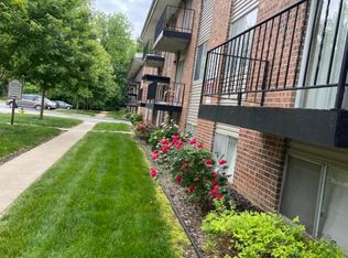 Dellwood Apartments, Warrensburg, MO 64093