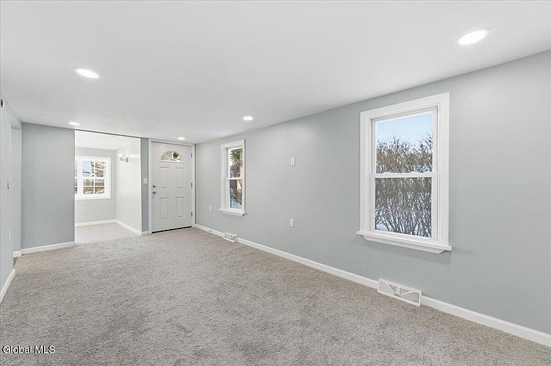5th image of 1332 Floral Avenue