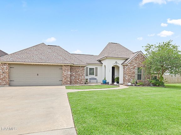 2nd image of 109 Braxton Dr