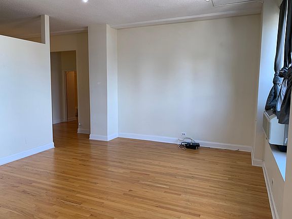5th image of 600 S Dearborn St APT 1612