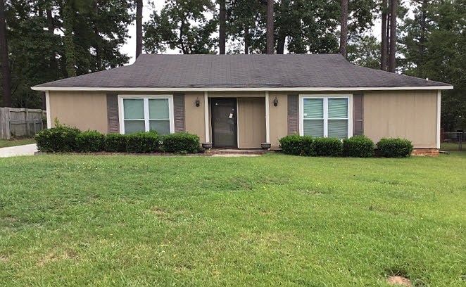 1st image of 3013 Silverwood Dr