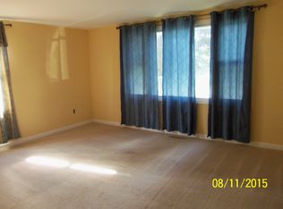 6952 Boston Cross Rd, Boston, NY 14025