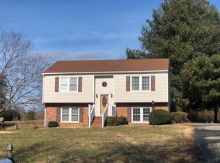 111 Cimarron Rd, Forest, VA 24551