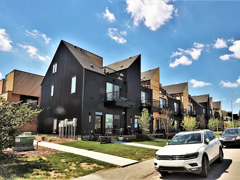 1635 48th Ave SW #1631 — Photo 8
