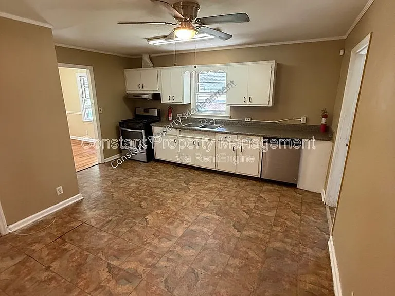 3069 Somerset Dr — Photo 11