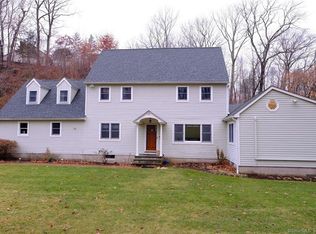 26 Mountain Rd, Wilton, CT 06897