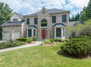 5 Nocturne Ct, Rockville, MD 20850
