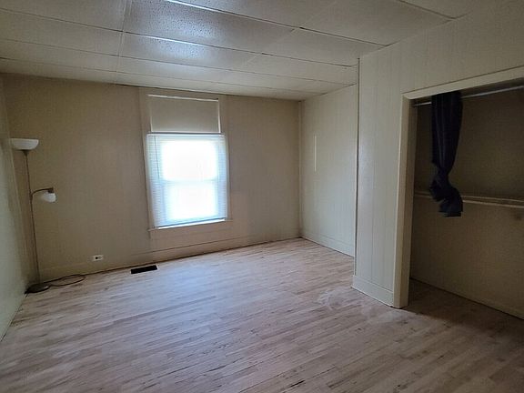 3rd image of 217 N Holmes Ave