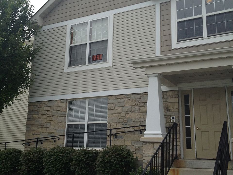 1st image of 725 Tower Grove Dr