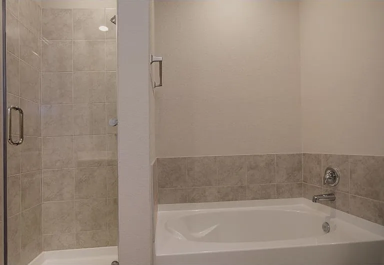 13824 Rock Island Trl — Photo 10