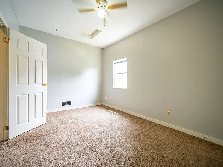 755 Wager St — Photo 22