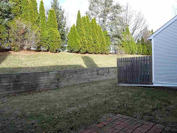 3rd image of 11 Kensington Pl