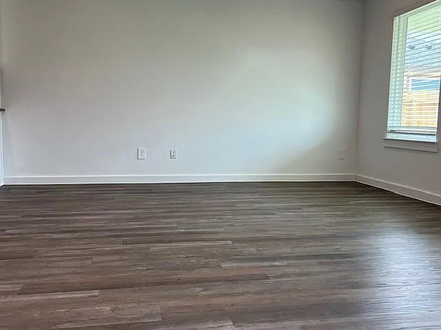 1006 Perezia Ct — Photo 8