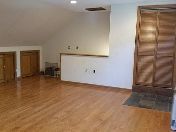 Closet and storage/indoor entry