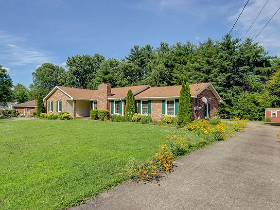 4th image of 307 Revere Rd