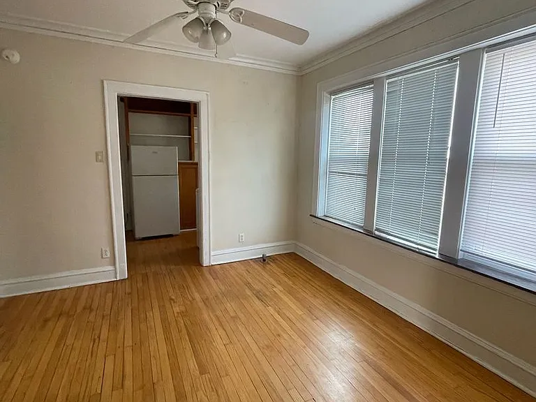4604 N Kildare Ave — Photo 3