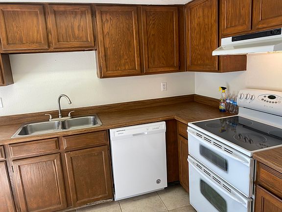 5th image of 5311 W Purdue Ave