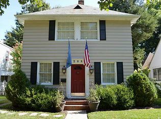 208 River Rd, Newport News, VA 23601