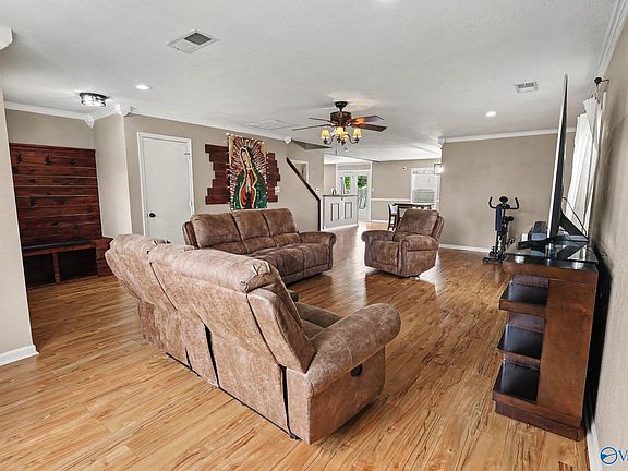 2nd image of 112 Leona Ln NW