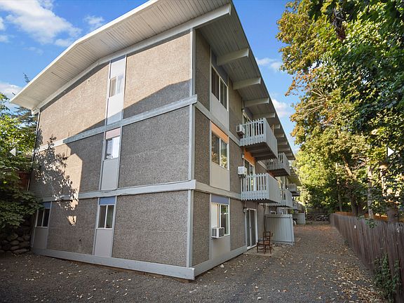 3rd image of 8921 E Liberty Ave #0
