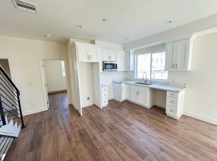 117 E 29th St #1/2, Los Angeles, CA 90011