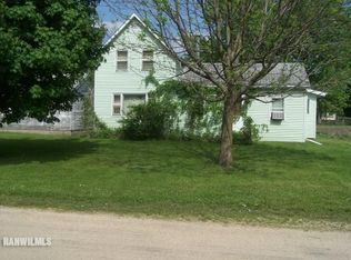 216 N Beebe St, Warren, IL 61087