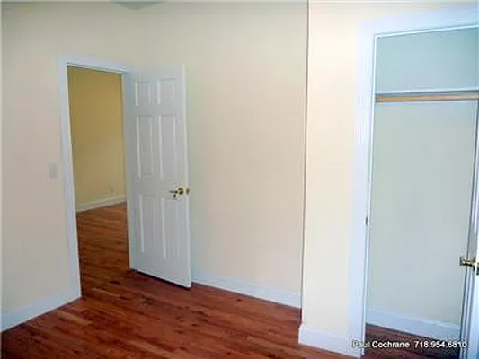 Rented by R New York | media 9