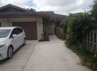 351 Holloway Dr, Plantation, FL 33317