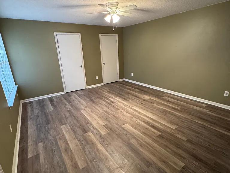 436 Lees Mill Dr — Photo 10