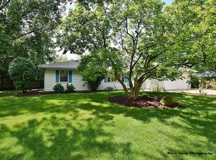 7306 Tennessee Ave, Darien, IL 60561