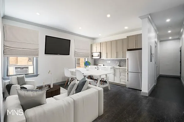 Rented by MNS Marketing | media 5