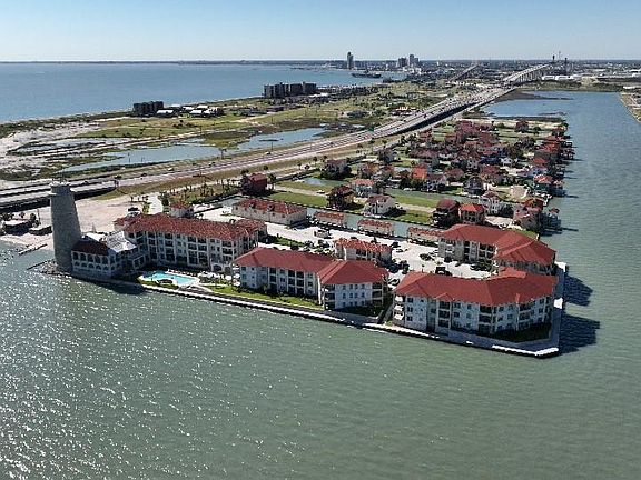 2nd image of 4933 W Causeway Blvd #A82a14fc1