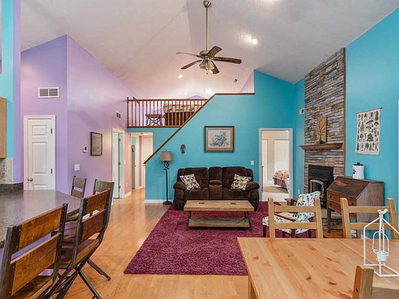 5th image of 328 Warren Dr