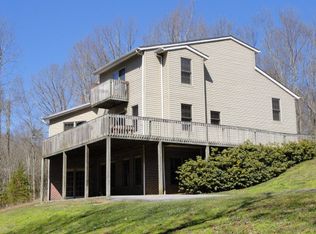 404 Mitchell Valley Dr, Marion, VA 24354