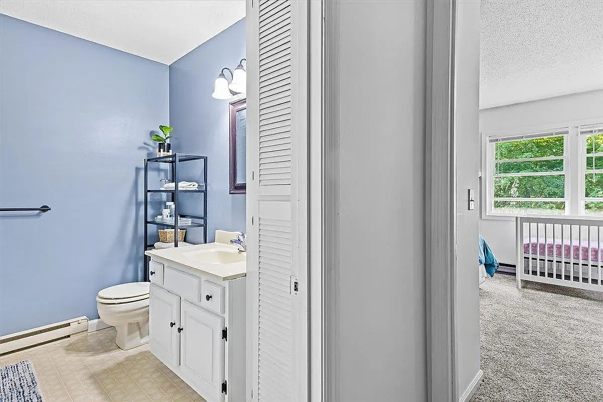 2 bed, 1024 sqft, $2,450 — Photo 4
