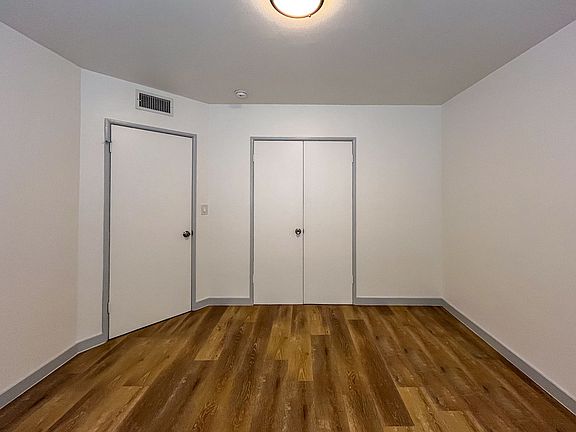 4th image of 10223 S Dixon Ave #2