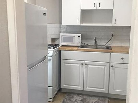 2nd image of 200 White St #3