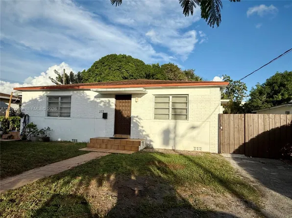 233 NW 45th Ave, Miami, FL 33126