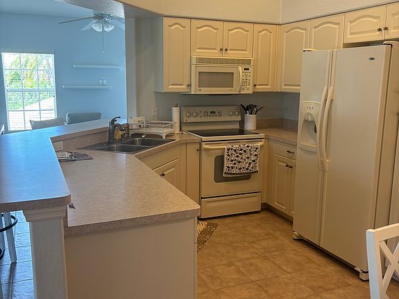 5th image of 200 Mirabella Cir Unit 201
