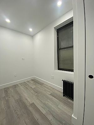 4th image of 16 Saint Marks Pl #4R