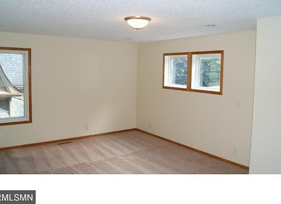 5th image of 3102 Russell Ave N