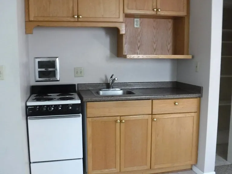 830 W Ada St #B — Photo 7