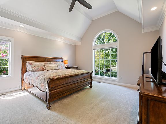 5th image of 1524 Bunbury Dr
