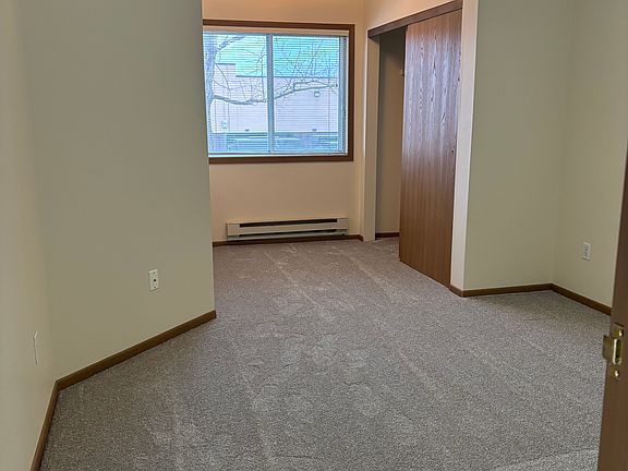 3rd image of 4333 15th Ave S APT 221