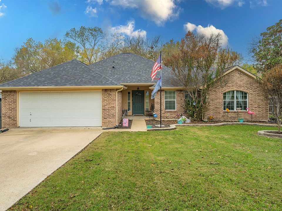 1st image of 109 Pecan Creek St